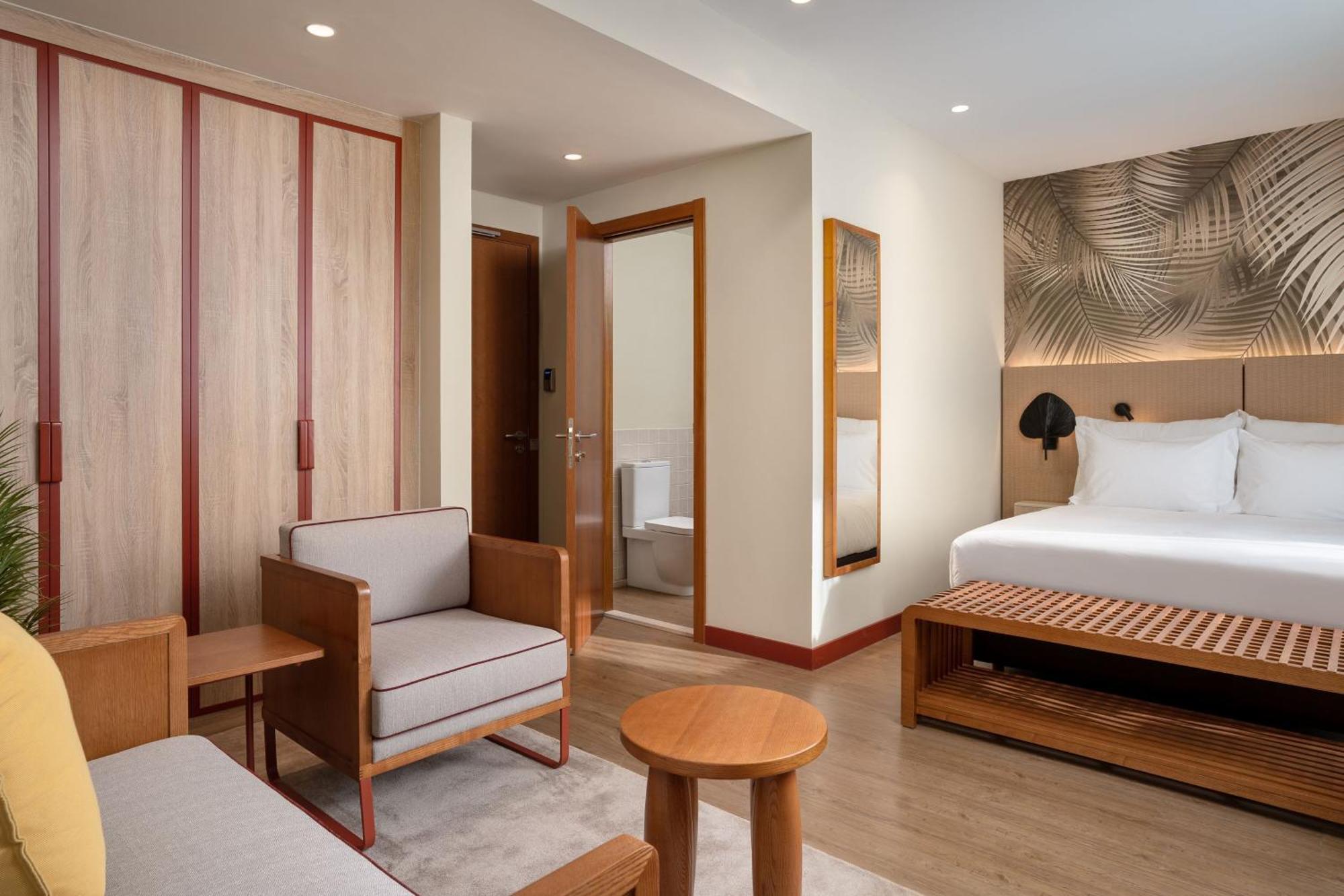 Protea Hotel By Marriott Luanda Ngoại thất bức ảnh