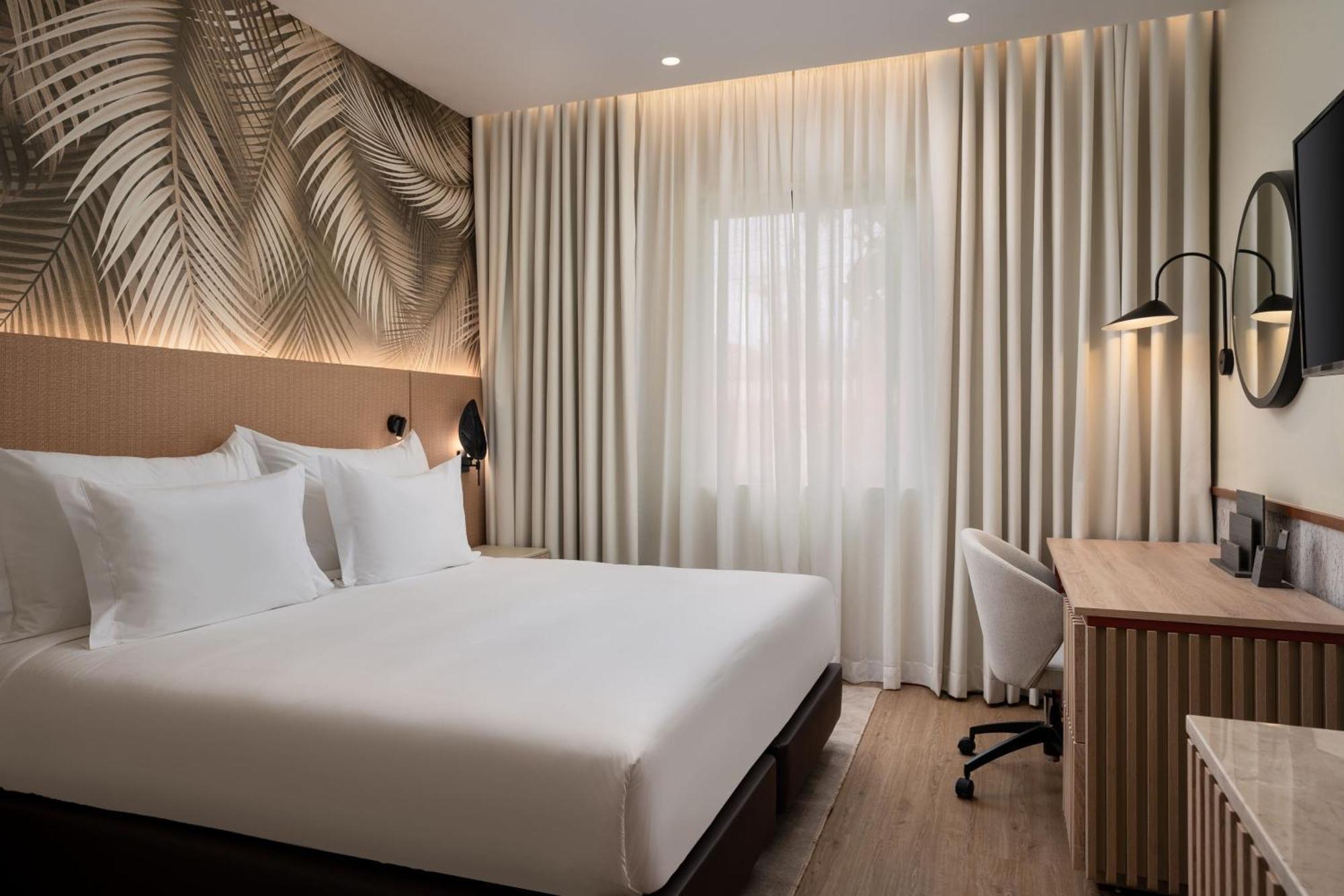 Protea Hotel By Marriott Luanda Ngoại thất bức ảnh