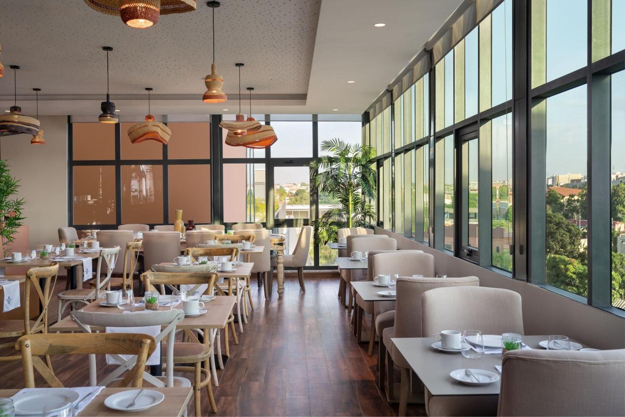 Protea Hotel By Marriott Luanda Ngoại thất bức ảnh
